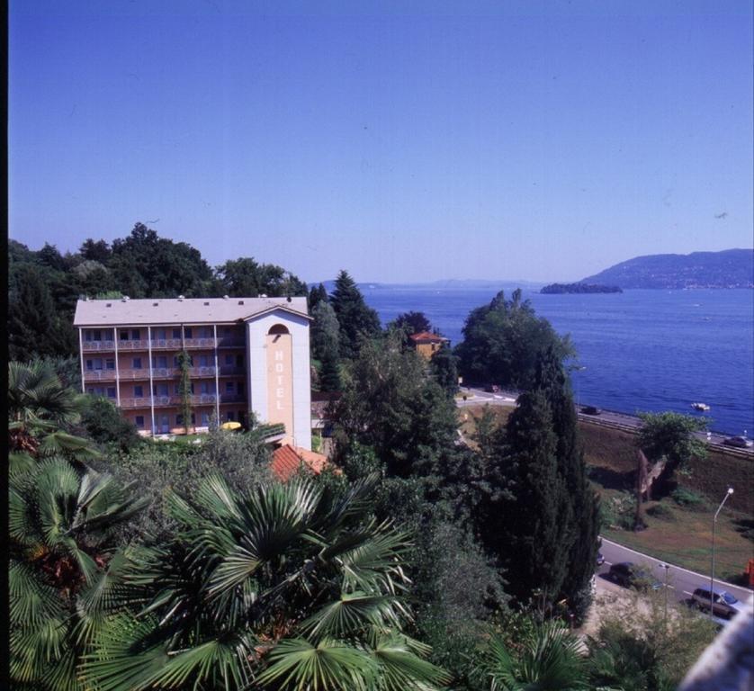 Residence Tre Ponti ヴェルバーニア エクステリア 写真