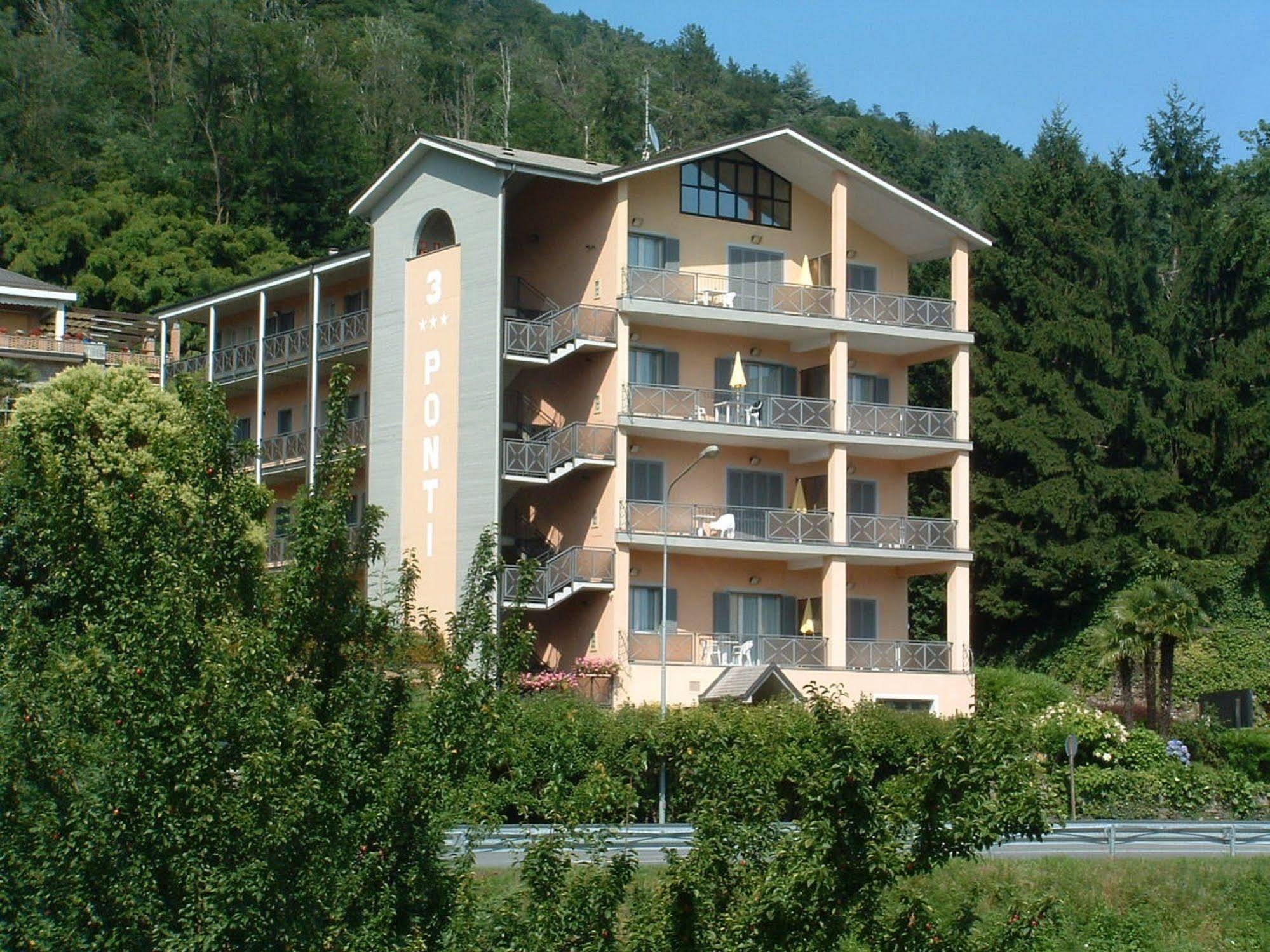 Residence Tre Ponti ヴェルバーニア エクステリア 写真
